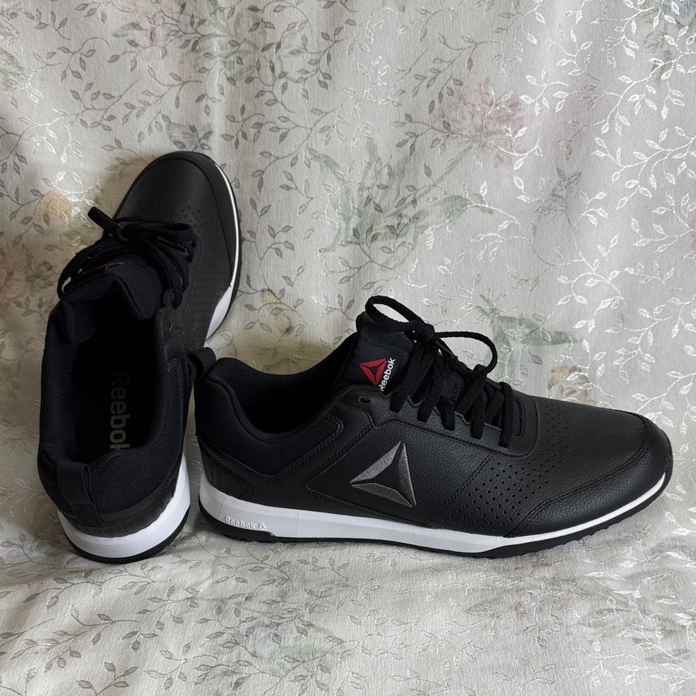 Reebok Men's Black and White Athletic Shoes